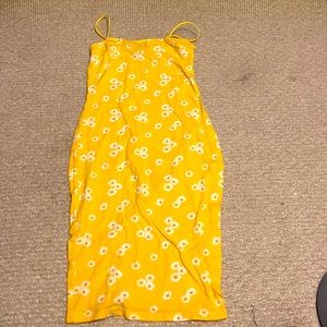 Body fitting Yellow Flower Dress